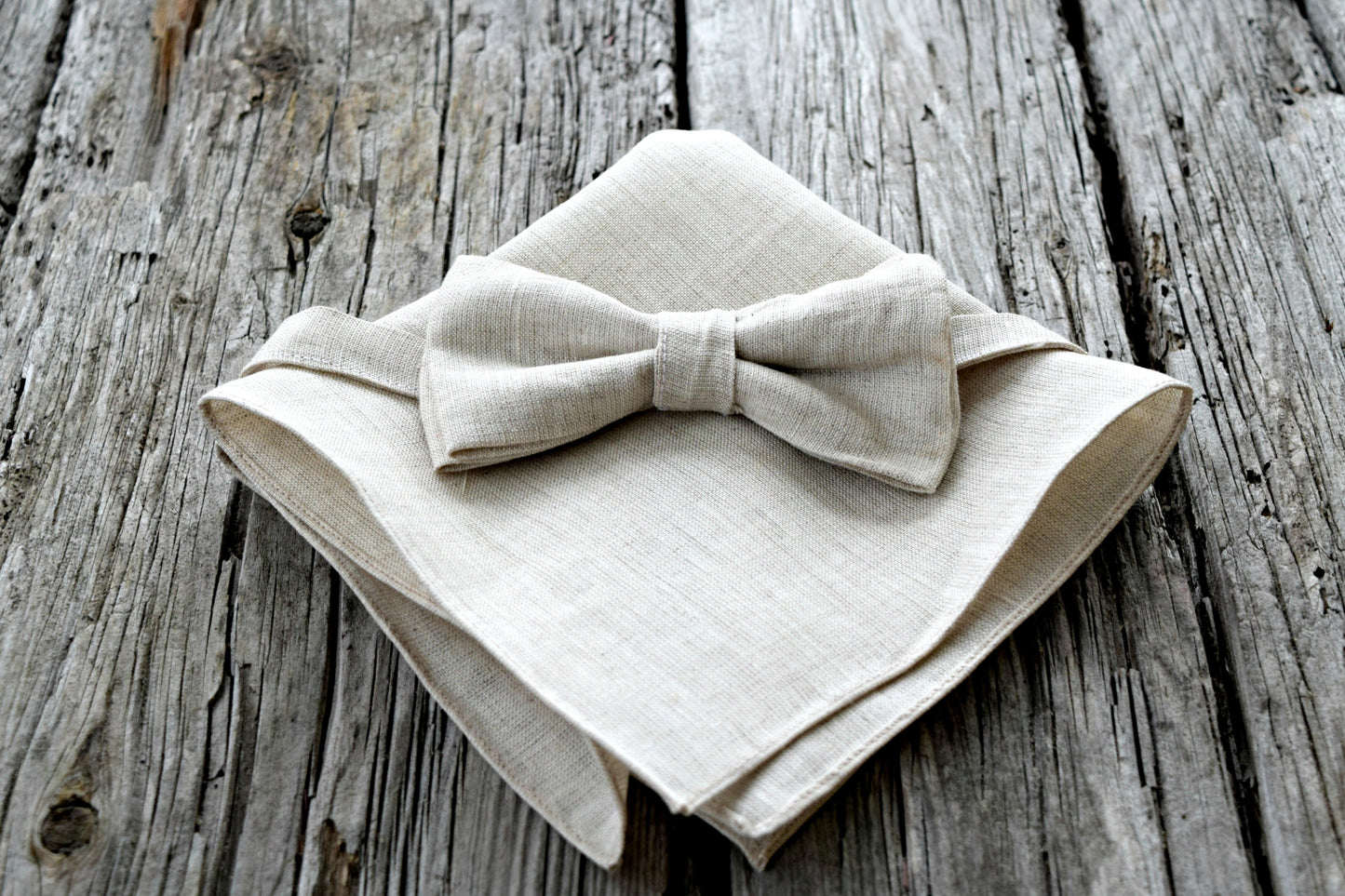 Oatmeal Irish Linen Bow Tie and Pocket Square Set