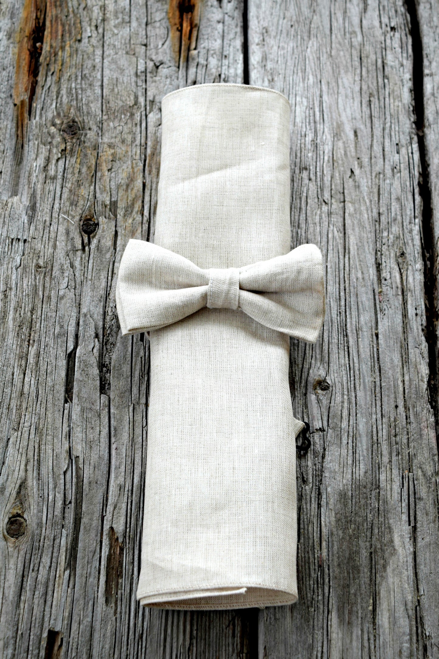 Oatmeal Irish Linen Bow Tie and Pocket Square Set