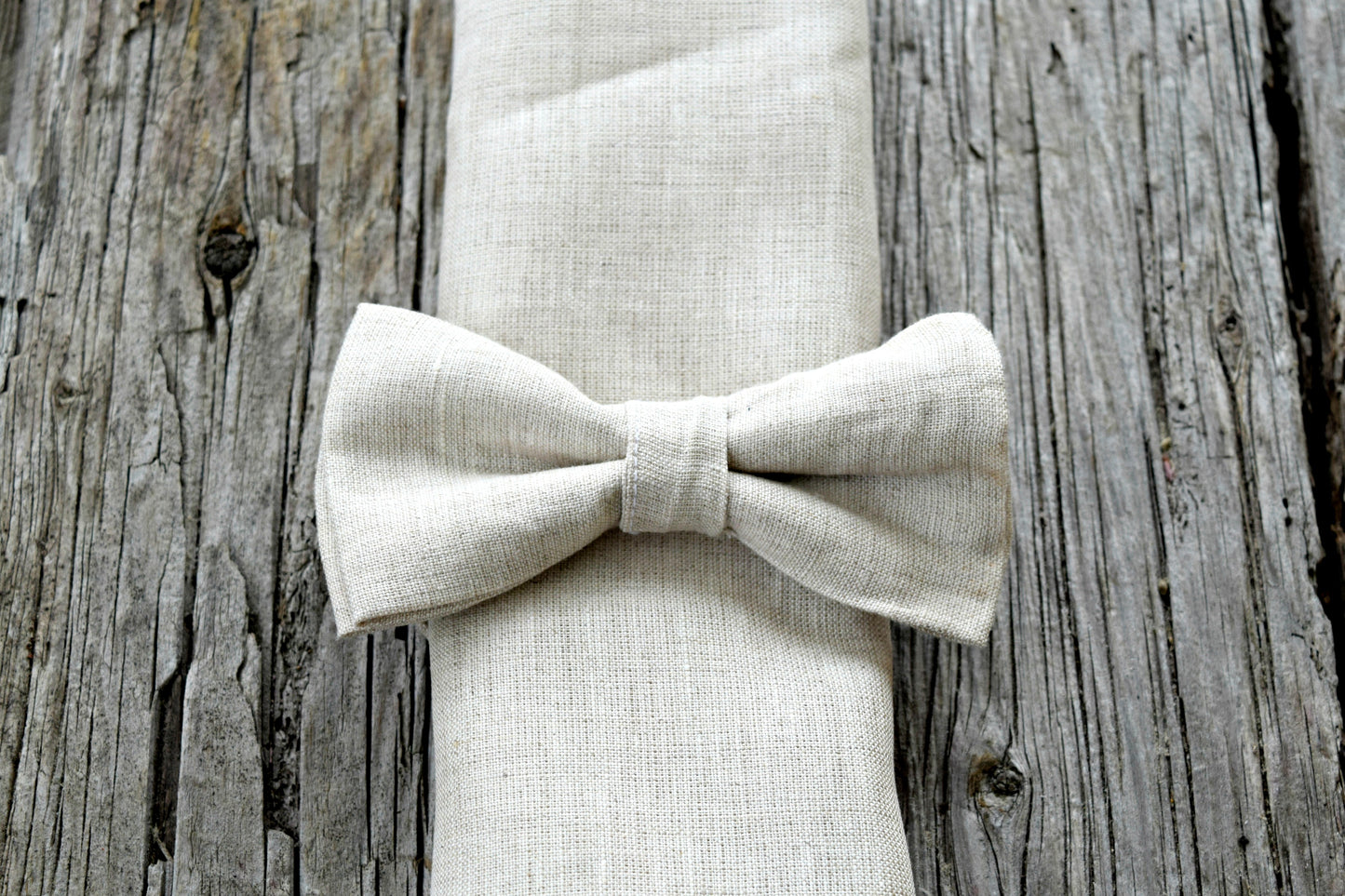 Oatmeal Irish Linen Bow Tie and Pocket Square Set
